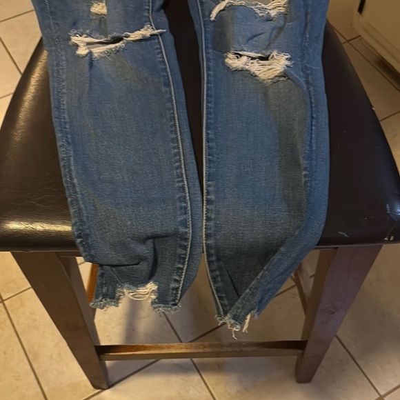 American Eagle Outfitters Blue Jeans - Picture 5 of 8